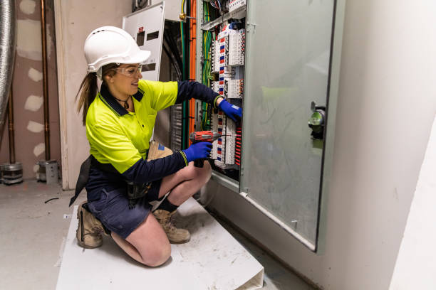 Best Emergency Electrical Repair  in Viola, IL